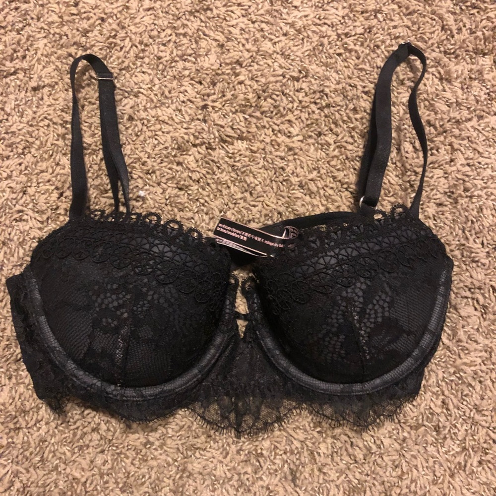 Victoria’s Secret Balconet Bra BNWOT